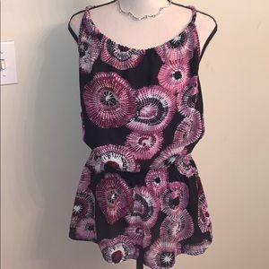 EUC Black & Pink Rayon Tunic Top w/Elastic Waist